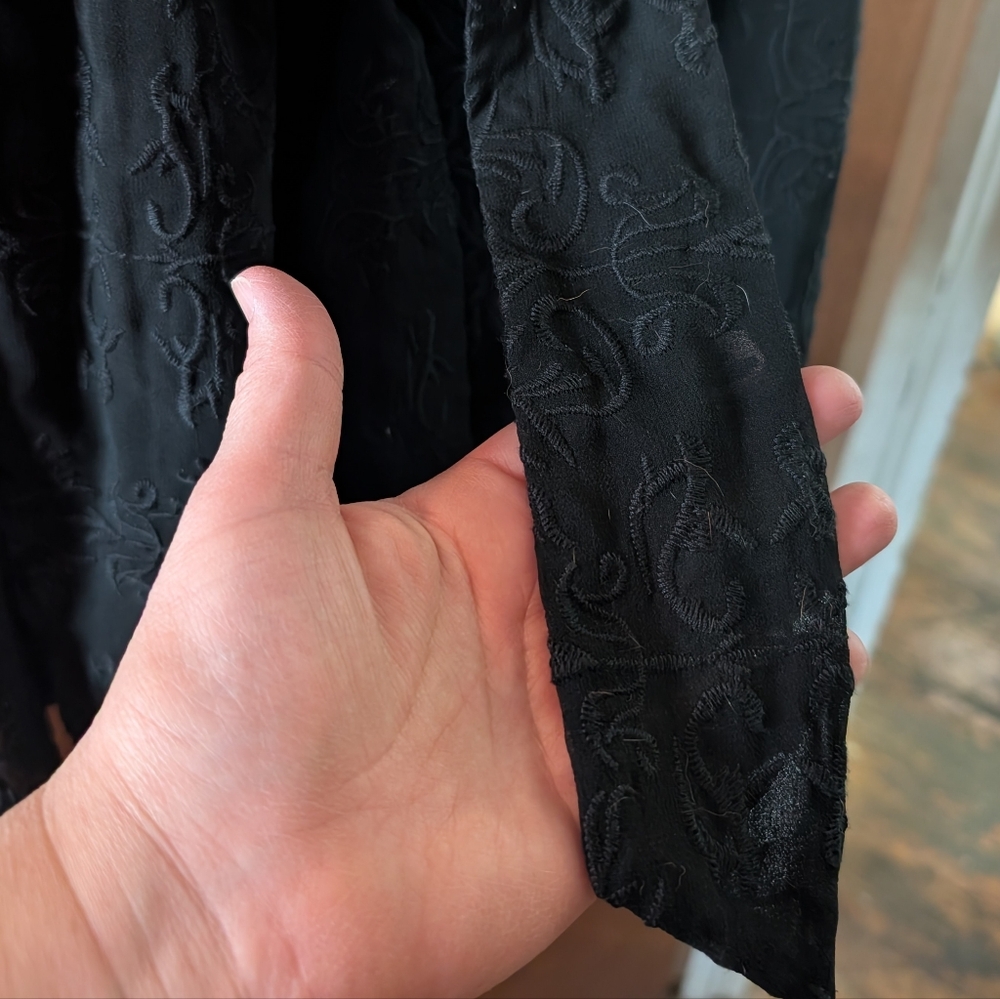 Eri + Ali Peasant Style Embroidered Astrid Dress - Picture 10 of 12